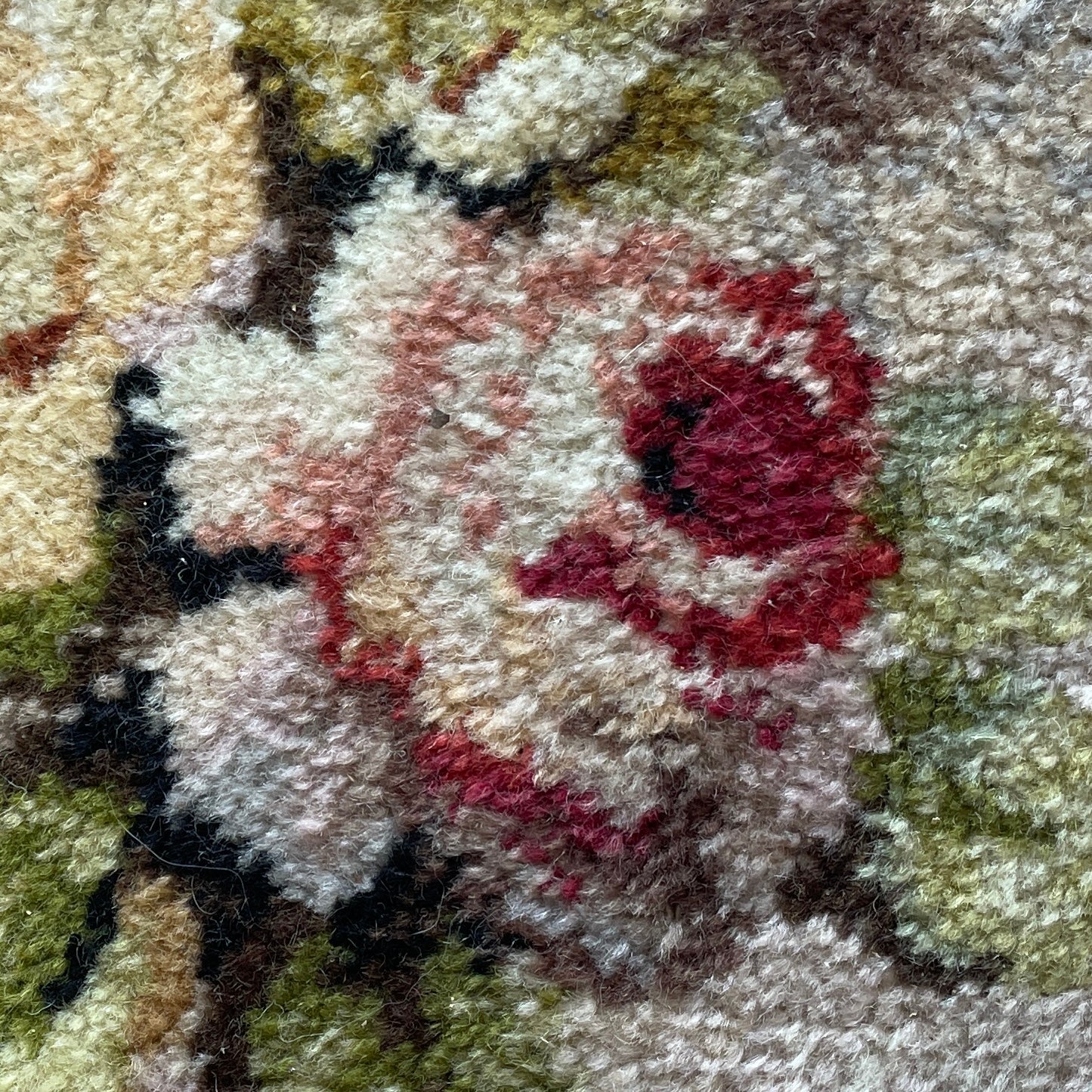 Axminster Wool Floral Rug - 1930's Vinatge