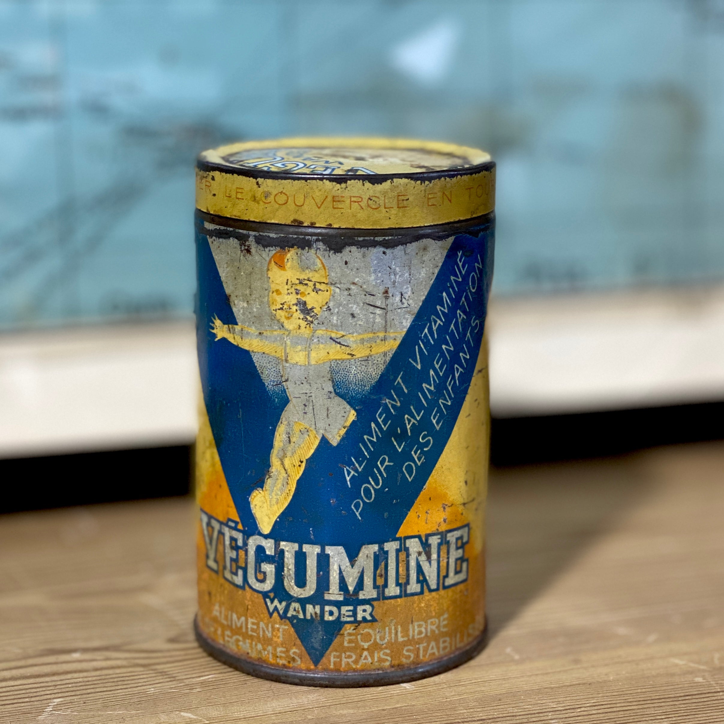 Vintage French 'Végumine'' Tin